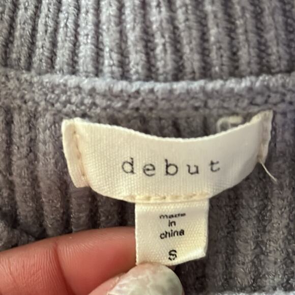 Debut | Dreamers Embroidered Polka Dot Pullover with Puff Sleeves Size S - Picture 7 of 10